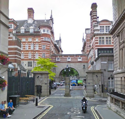 Former New Scotland Yard (left) & former Cannon Row Police Station (right) (from Google Streetview)