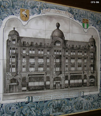 Hotel Central, Lange Poten 10, The Hague - circa 1932  (from If Then Is Now site)