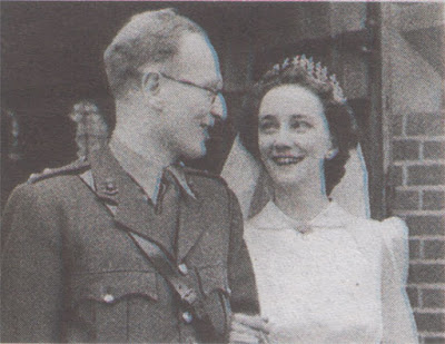 Christopher Hedley Harmer (b1910) and Margaret Gordon Philips (b1922) 1943 Marriage photograph (from Special Forces Roll of Honour website)