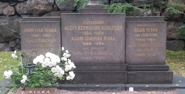 Schlüter Family plot in Hietaniemi Cemetery in Helsinki (From Find-a-Grave) Left panel - Bror Ivar Niska (1887-1952 - brother of Algoth) Centre panel - Algot Bernhard Schlüter (1864-1919 - uncle of Algoth) Centre panel - Algoth Johannes Niska (1888-1954) Right panel - Hilda Niska (nee Schlüter) (1854-1934 - mother of Algoth) Right panel - Aina Maria Smeds (nee Niska) (1886-1952 - sister of Algoth