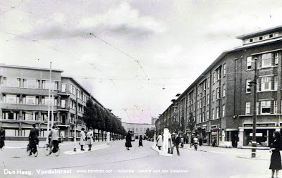 Vondelstraat - looking east from the intersection with Elandstraat. There is no date on the postcard but a comment on the site noted the the flats on the left were constructed in 1940/41. (from www.htmfoto.net site - but currently a broken link. A note on the main site states that the site is no longer being maintained.) (postcard from the collection of Gerard van der Swaluwe)