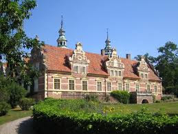 Vram Gunnarstorp Castle (from Wikipedia)