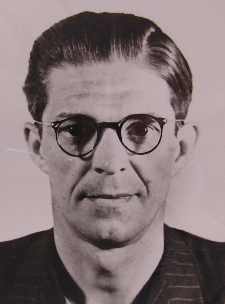 Josef Jakobs wearing the his reading glasses from Optiker Ruhnke. (photograph taken by G.K. Jakobs of images in the KV 2/27 National Archives file).
